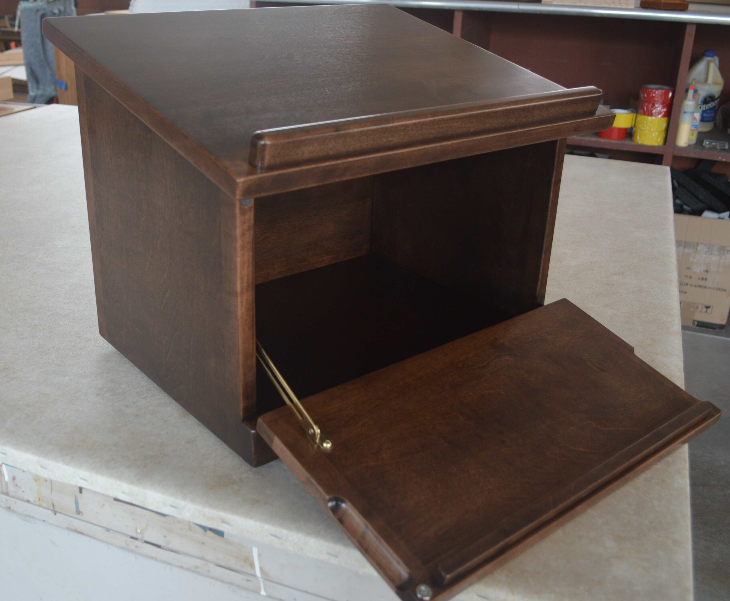 CBJTable Top Shtender Yehuda Manufacturing Company